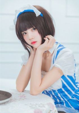 国产粉嫩学生大长腿高清专区_BD国语在线观看完整版
